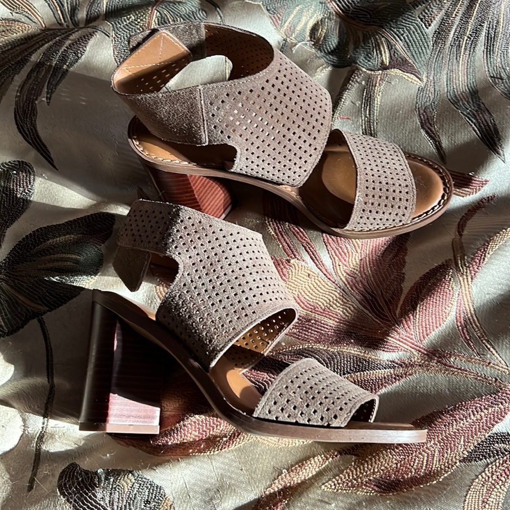 Suede sandals